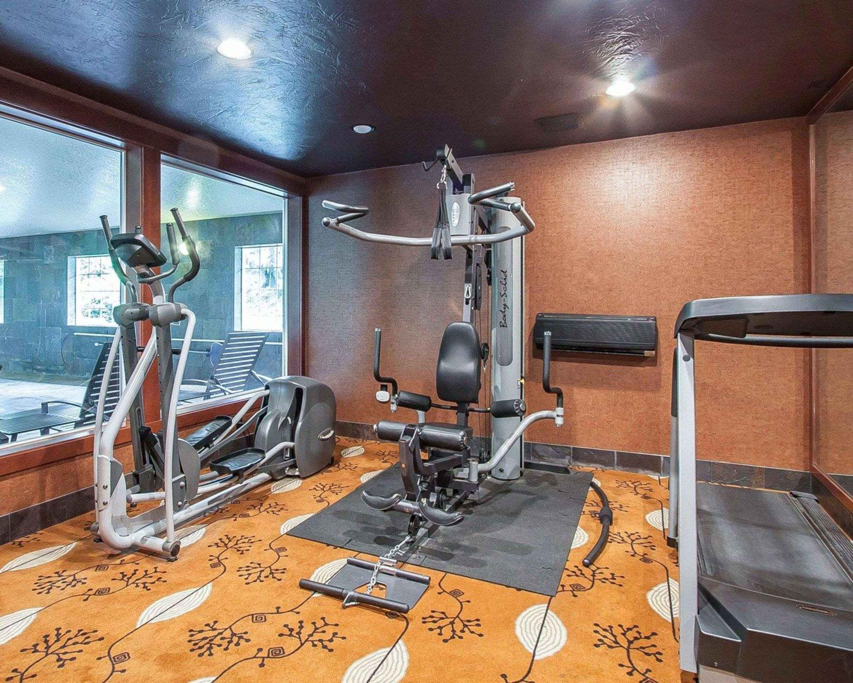 Comfort Inn & Suites Tualatin - Lake Oswego South Εξωτερικό φωτογραφία