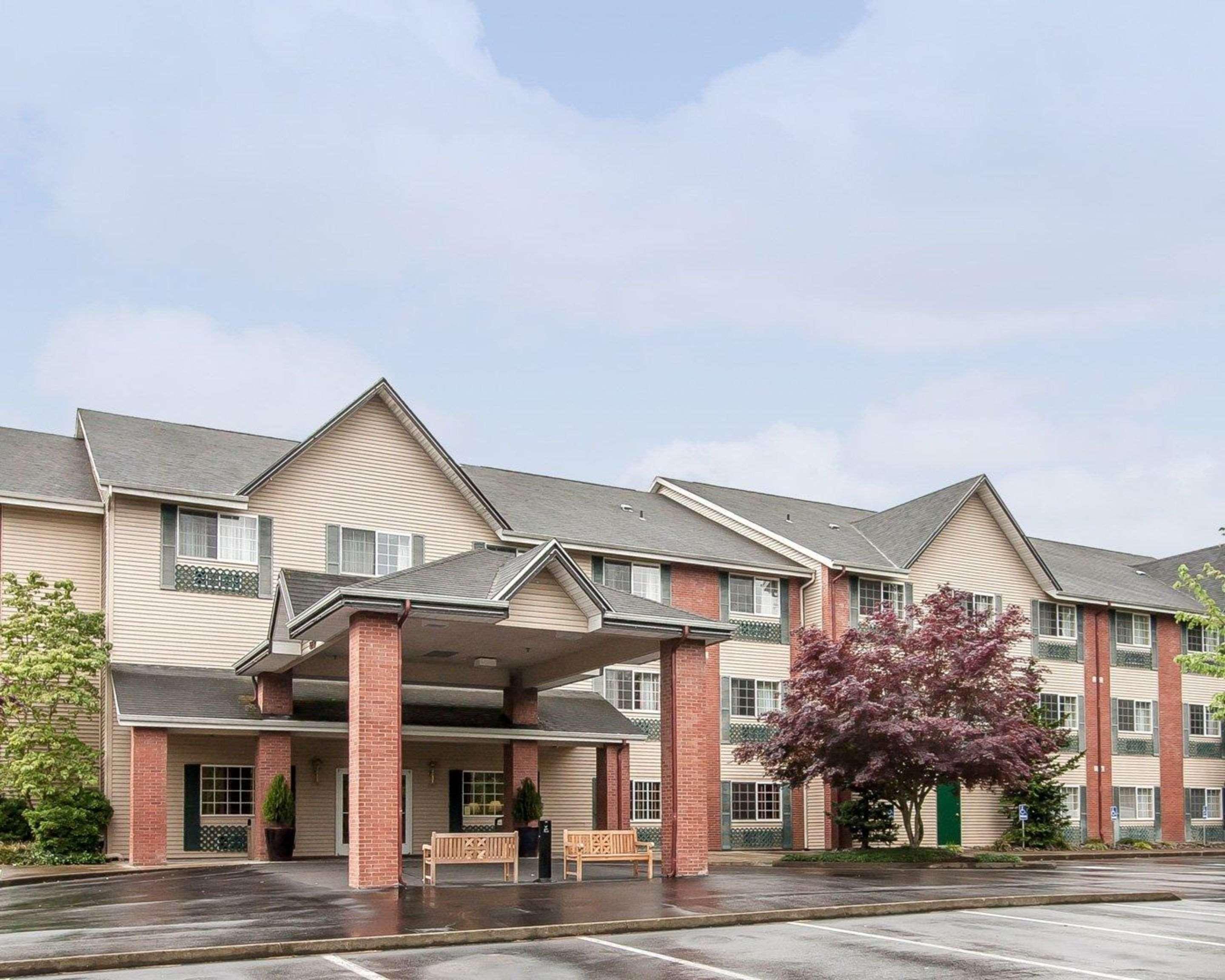 Comfort Inn & Suites Tualatin - Lake Oswego South Εξωτερικό φωτογραφία