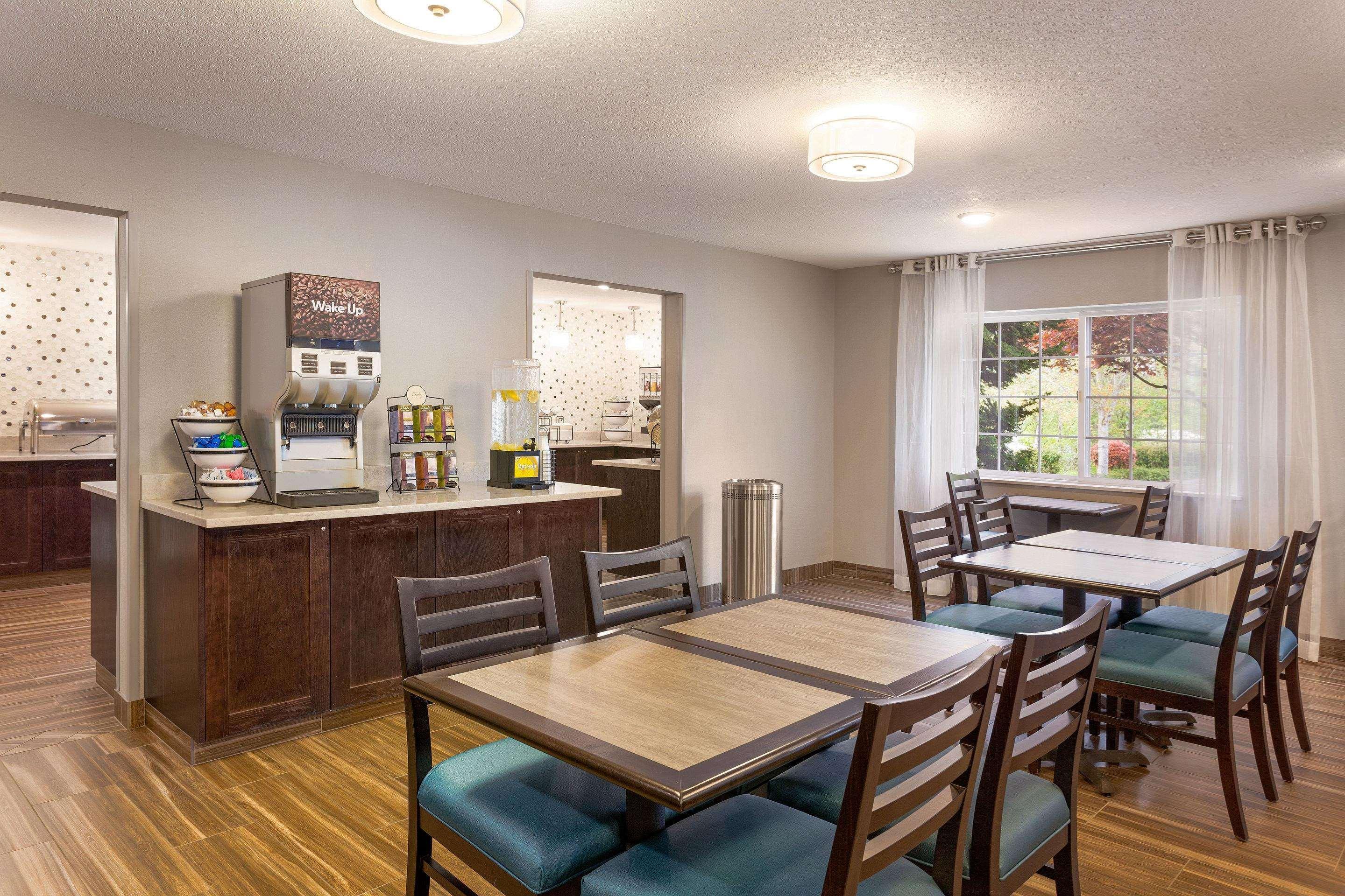 Comfort Inn & Suites Tualatin - Lake Oswego South Εξωτερικό φωτογραφία