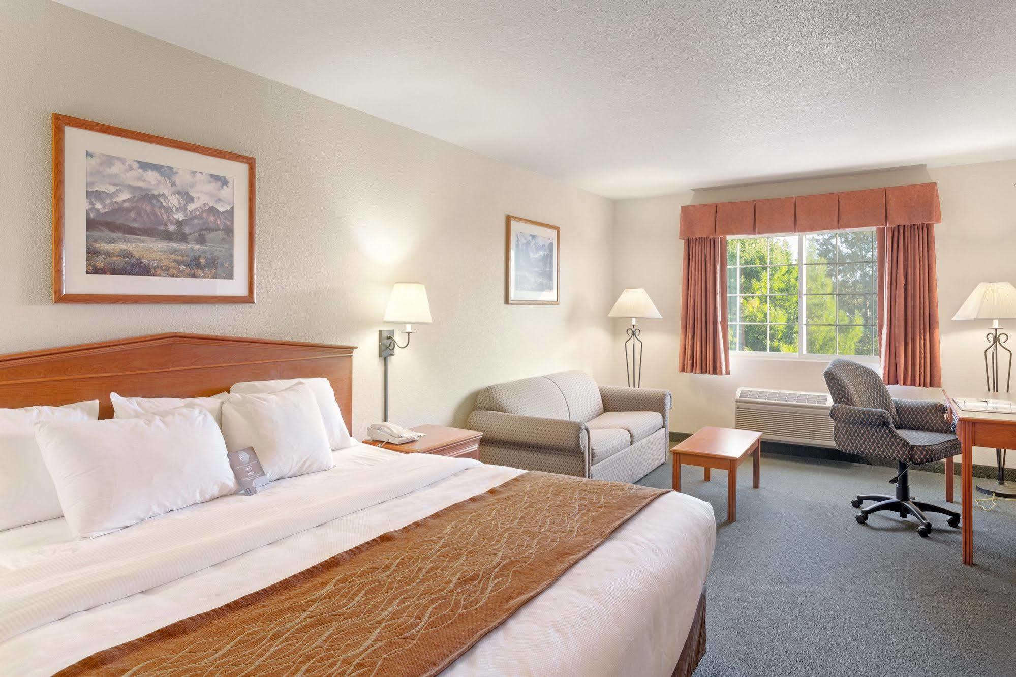 Comfort Inn & Suites Tualatin - Lake Oswego South Εξωτερικό φωτογραφία